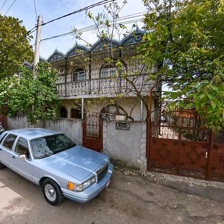 La Vitalie Guest House Chisinau Bagian luar foto
